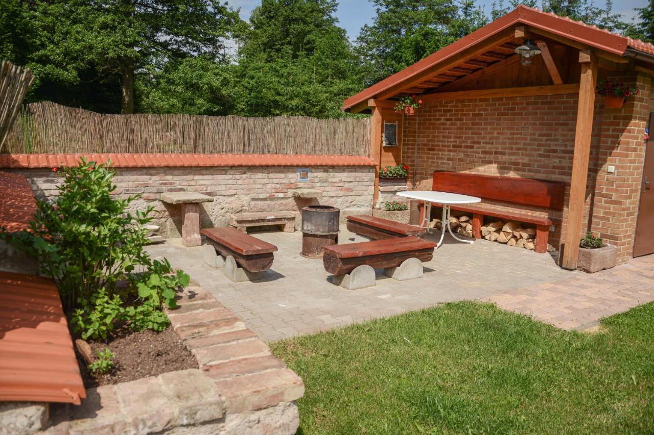 Stovka Bozanov Guest House Luaran gambar